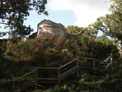 Aberlleiniog Castle – Anglesey Hidden Gem