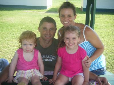 Members of Gordon's Family<br>Uncle Ben & Aunty Louise Weare - with Reuben's girls