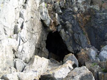St Patricks Cave - Cemaes