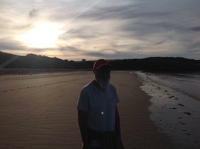www.anglesey-hidden-gem.com - Anglesey Mystery Beach and Mystery Man