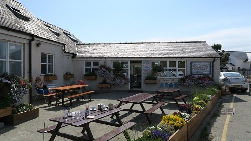 www.anglesey-hidden-gem.com - Church Bay -Wavecrest Café