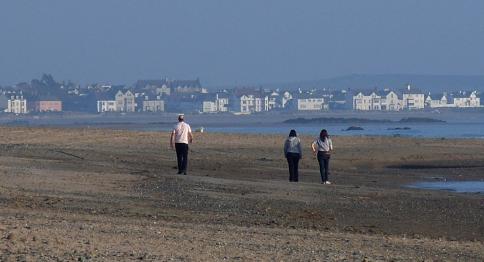 www.anglesey-hidden-gem.com - Rhosneigr / Cymyran Beach Bimble