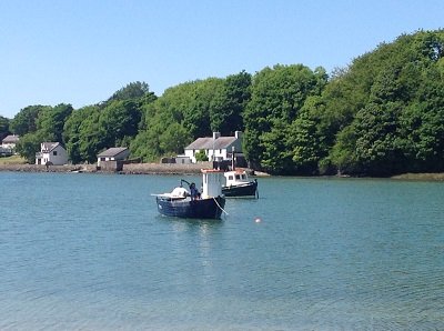 www.anglesey-hidden-gem.com - Red Wharf Bay