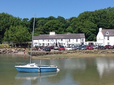 www.anglesey-hidden-gem.com - The Ship Inn at Red Wharf Bay