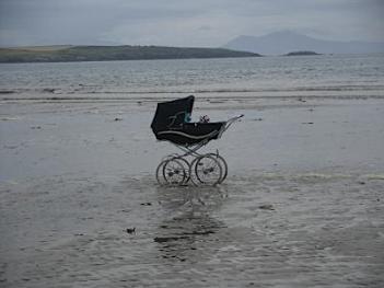 Rhosneigr Beaches Main Page - Anglesey Hidden Gem